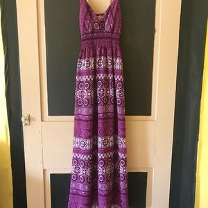Purple print Maxi dress. Size medium